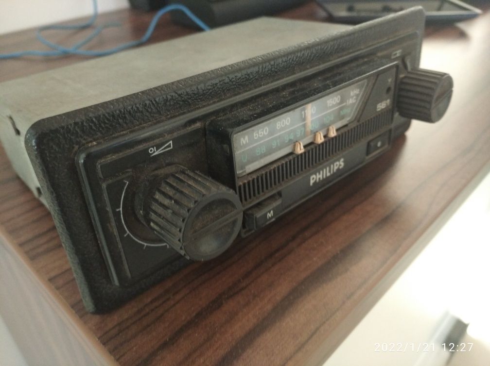 Stare radio Philips 561