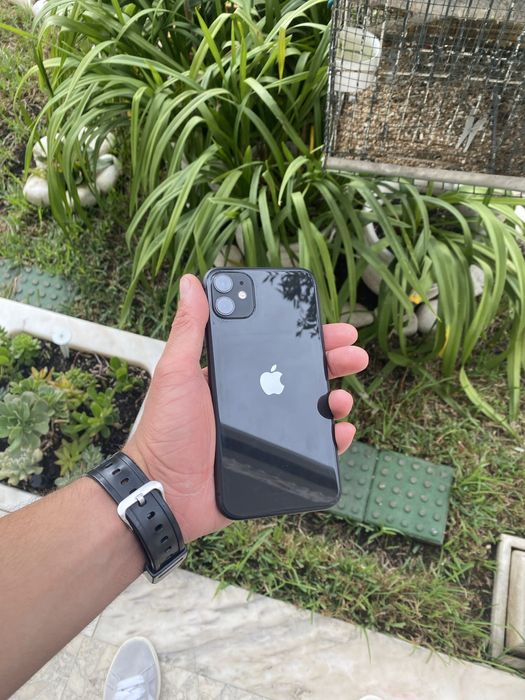 iPhone 11 Preto 256 GB
