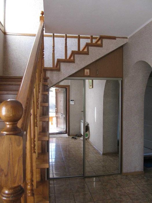 вул. Виговського. Будинок у Львові. Паркінг. Чудова Локація. Оренда.