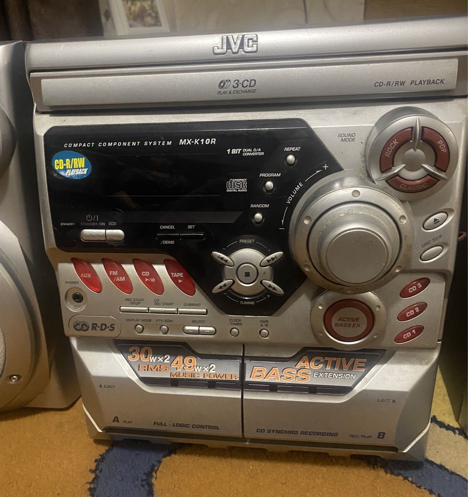 Музичний центр JVC