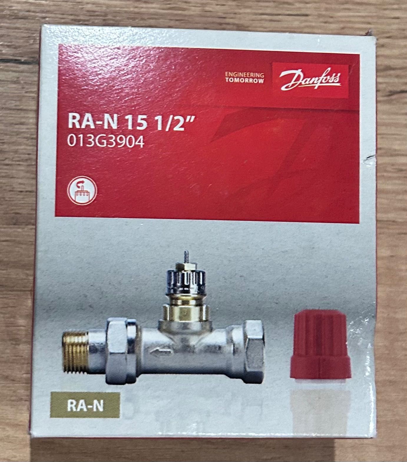 Zestaw termostatyczny prosty Danfoss 013G3904 1/2”