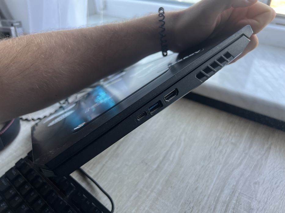 Acer Nitro 5 (Ryzen 5, GTX 1650 Ti, 16 ГБ, SSD 256 ГБ)