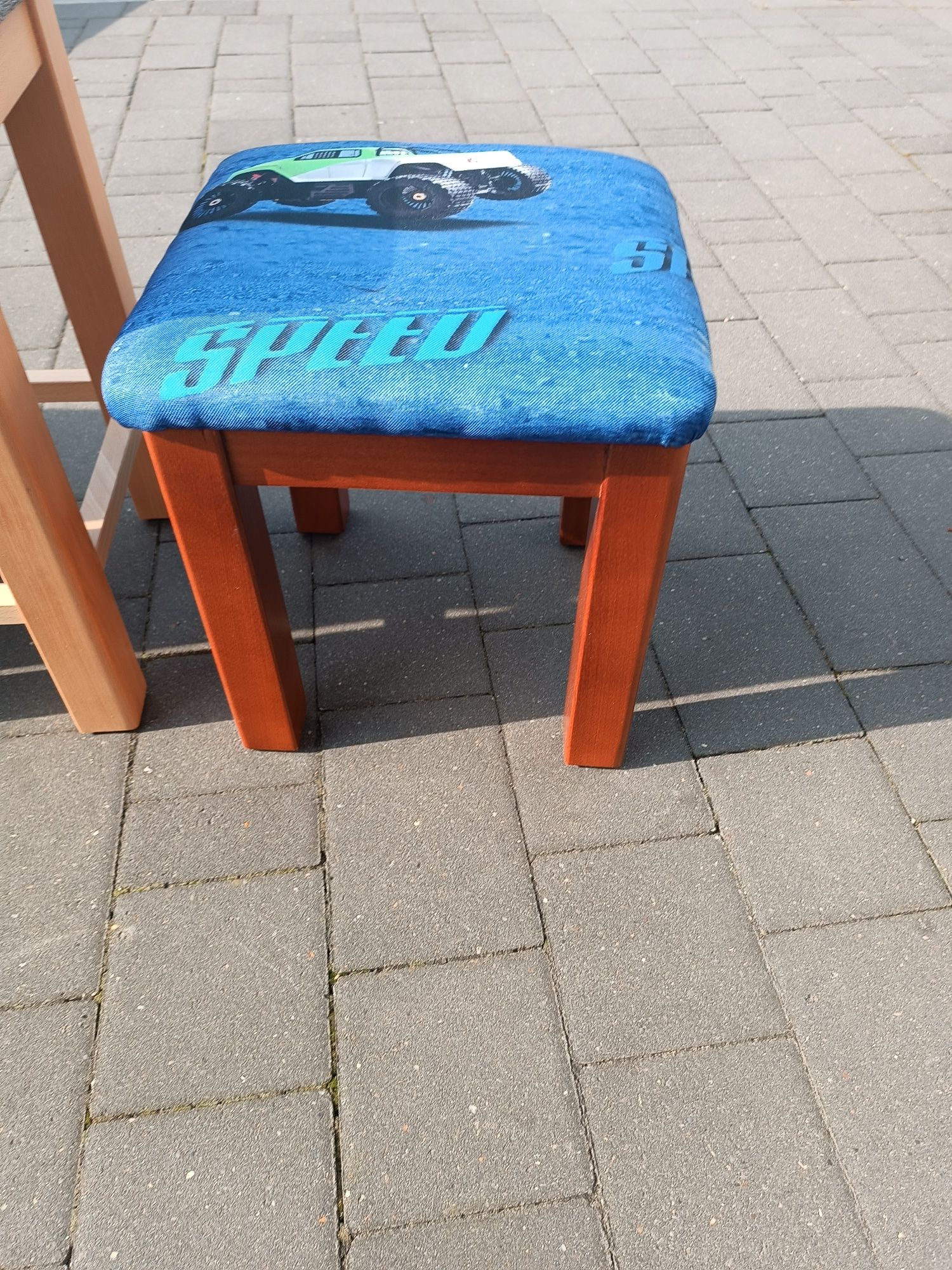 Taborety kuchenne