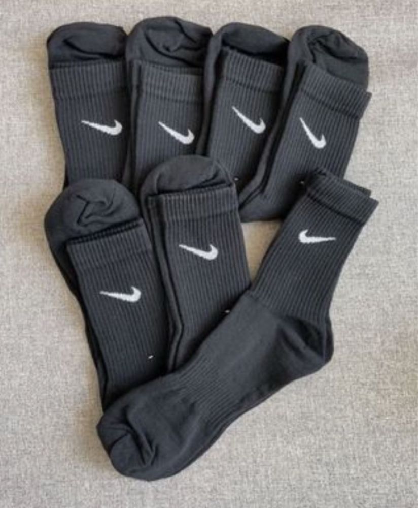 Nike Wysokie Czarne Skarpety 42-46(8 pary)
