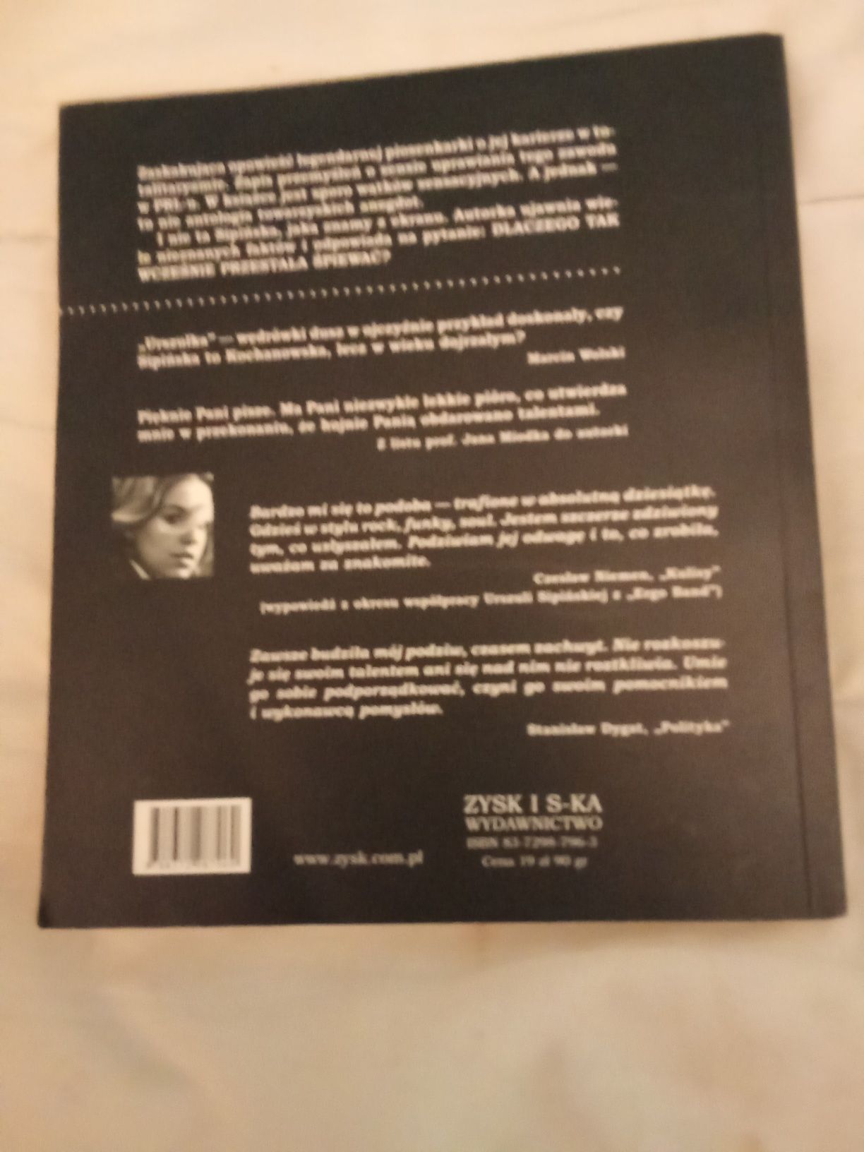 Książka Urszuli Sipińskiej Hodowcy lalek z autografem