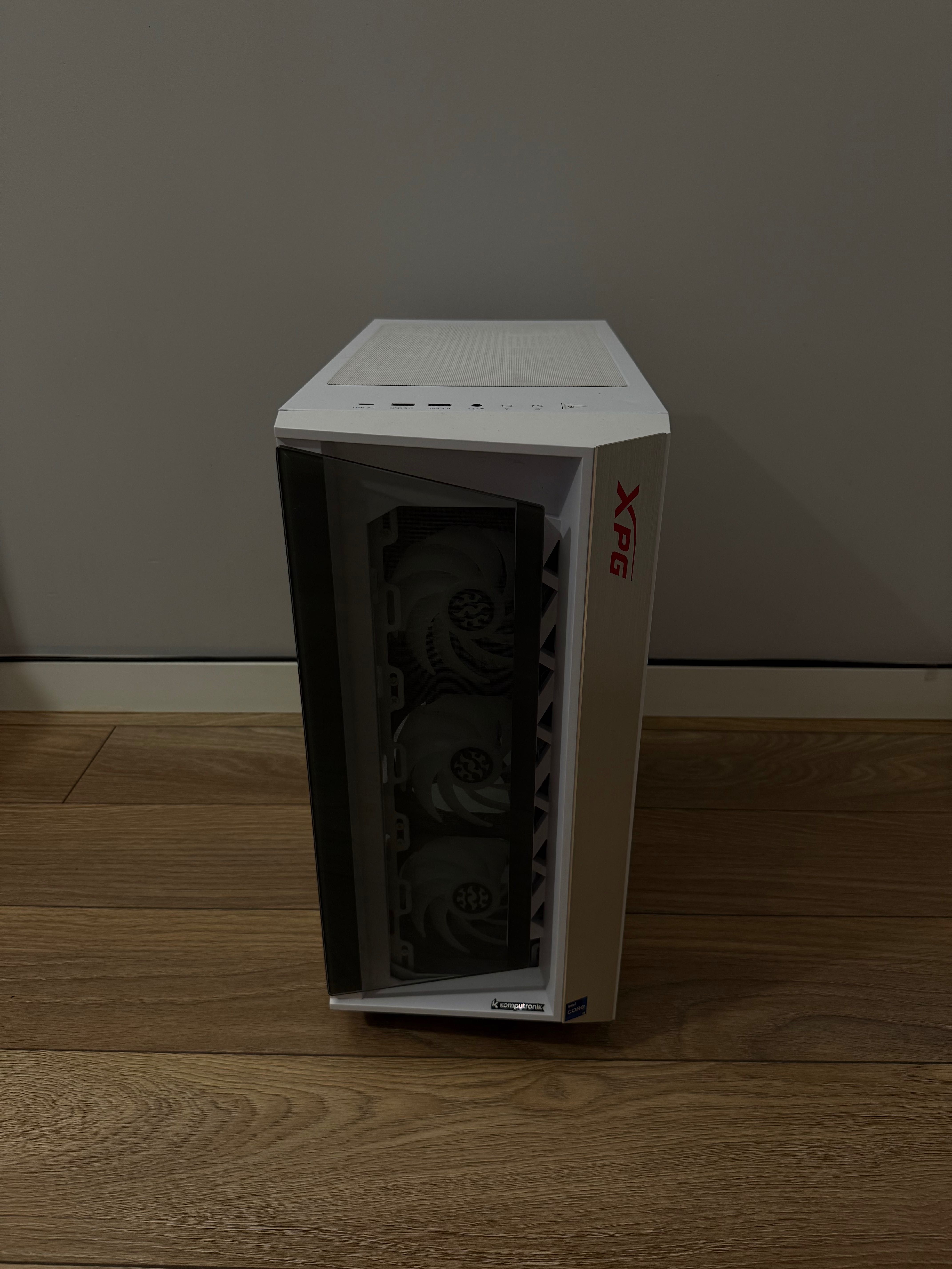 Komputer stacjonarny i9 / RTX3070 / 64 GB RAM + Windows 11 – jak nowy!