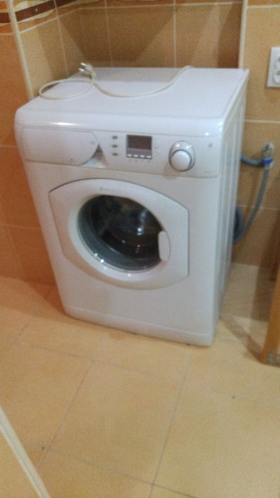 Стиральна машина. На запчасти. Аристон. Пральні машини