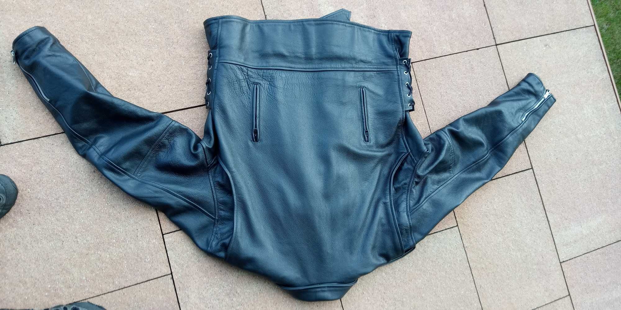 Ramoneska kurtka skórzana motocyklowa na motor.