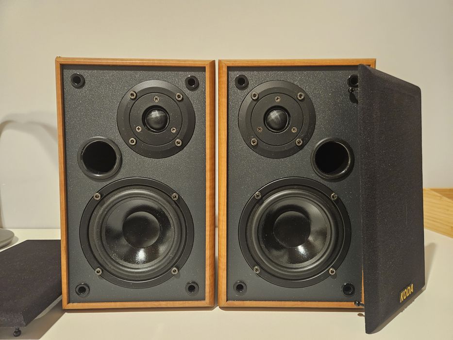 Kolumny Koda AV-702S