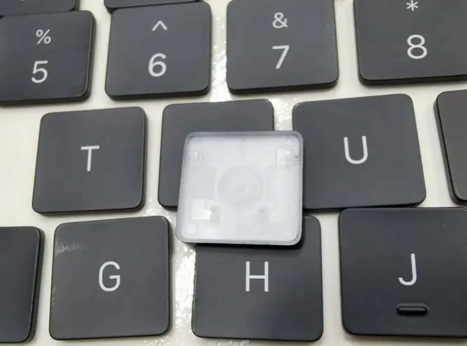 Кейкапи/механізм для MacBook з клавіатурою “ножниці” (2020 і далі)