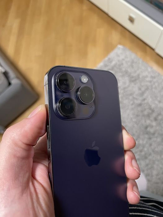 Iphone 14 pro цілий на запчастини або ремонт