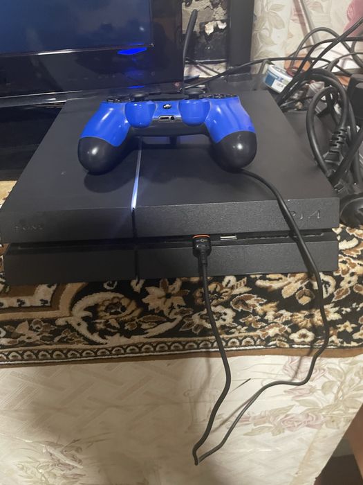 Ps4 fat 500gb два геймада