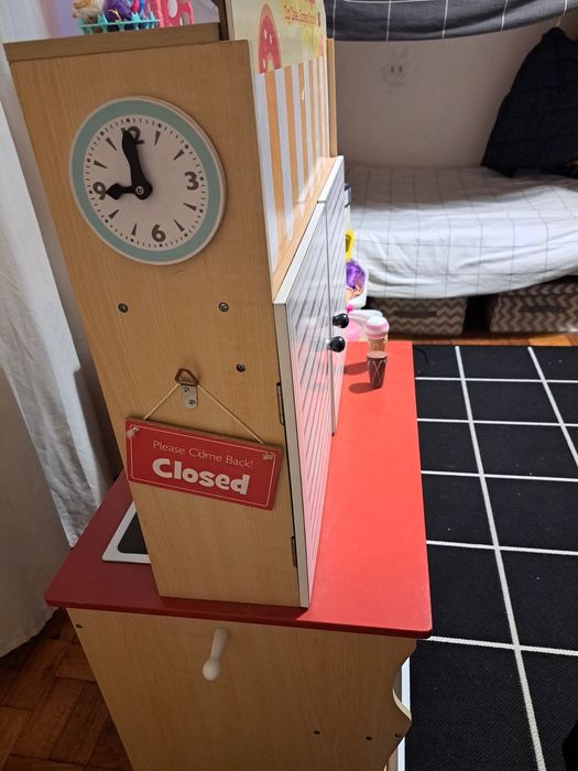 Cozinha e lojinha de brincar 2 em 1