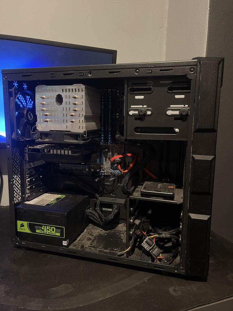 Komputer stacjonarny / i5 / GTX 750 Ti 2GB / 8GB RAM / SSD