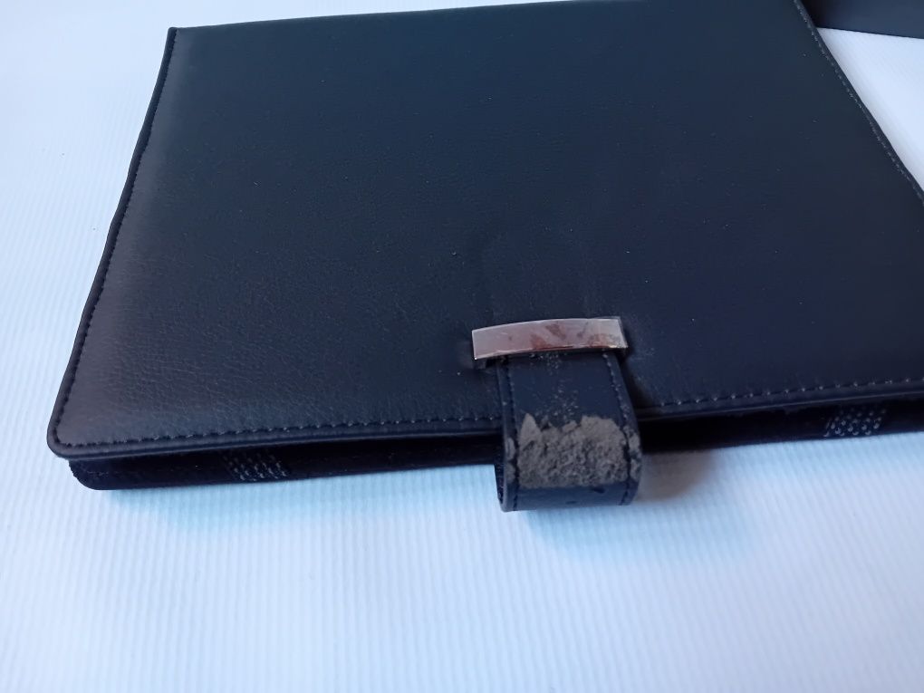 Etui , stojak na tablet