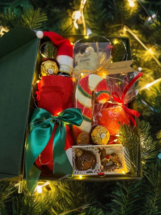 Корпоративні подарунки , брендовані подарунки , подарунки з логотипом