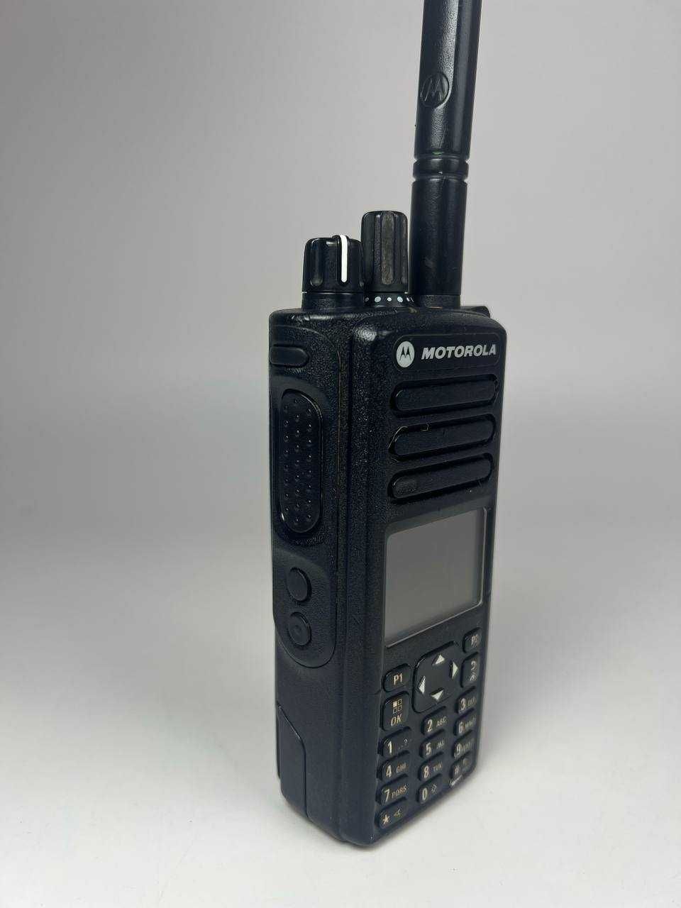 Портативна радіостанція Motorola DP4801 UHF, Б.В.