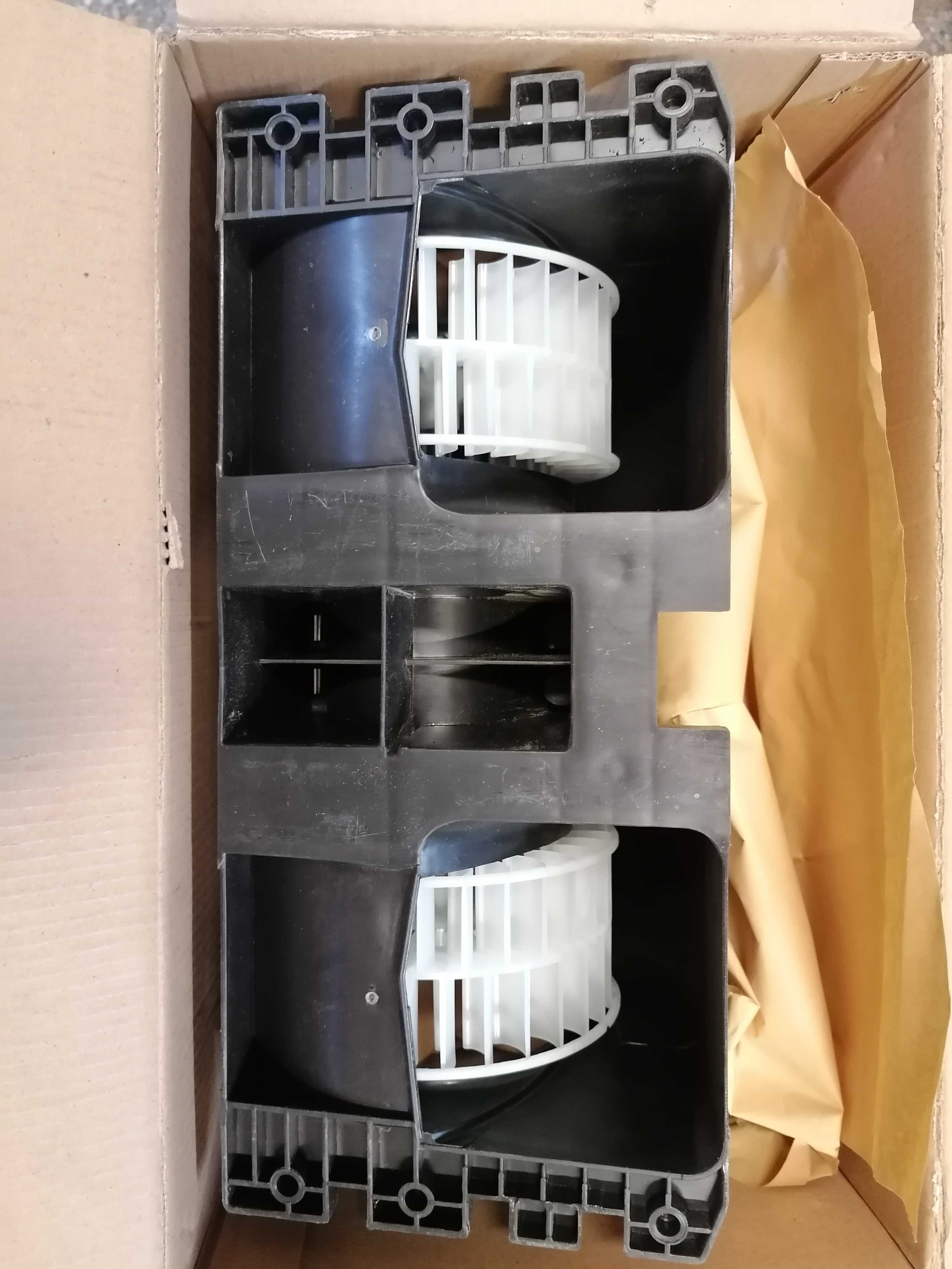 Dmuchawa nagrzewnicy MAN F2000 M2000 L2000 M2000 M90  VOLVO FM12 FH12