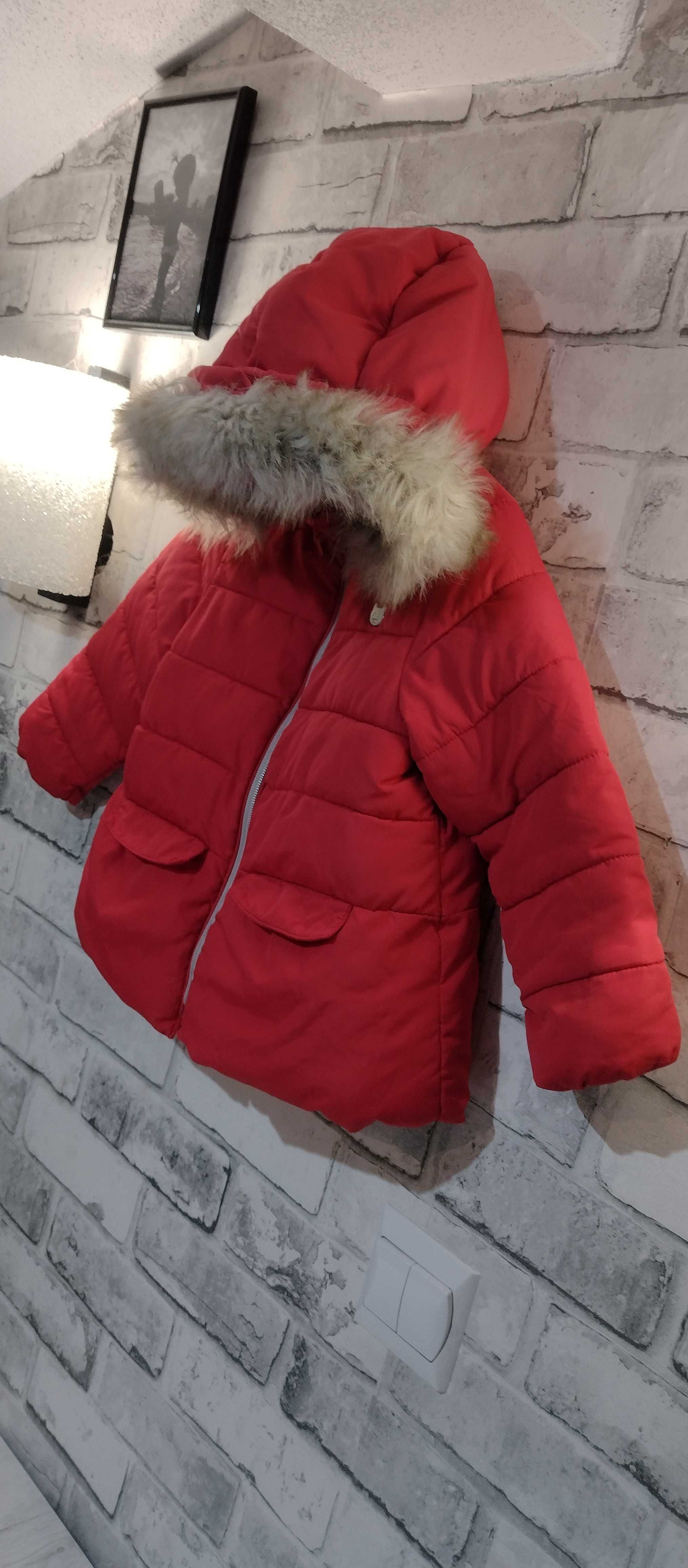 czerwona kurtka zimowa 98 ciepła na zimę kaptur futerko Zara