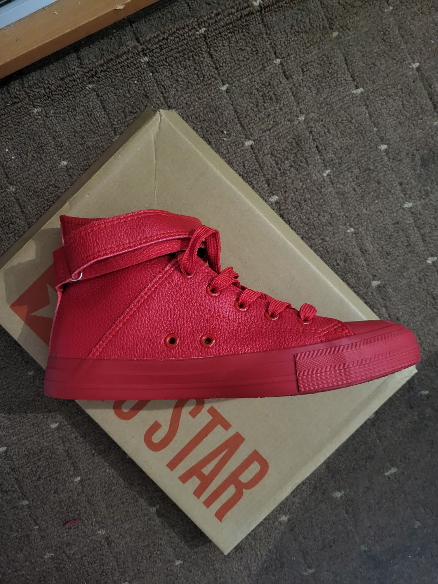 Красные ботинки Big Star
