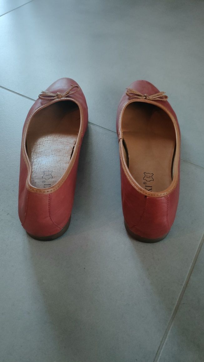 Baleriny skórzane Lasocki 39