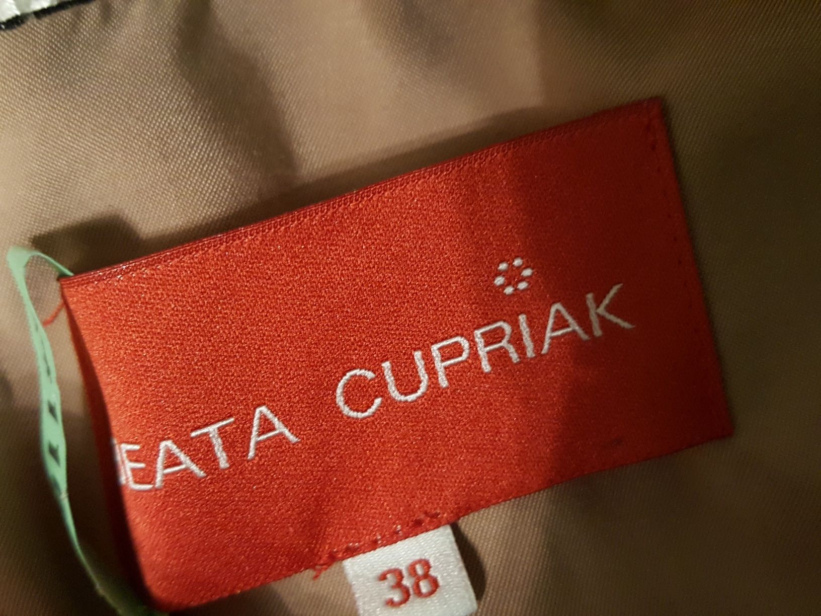 Sukienka koronkowa Beata CUPRIAK, czarna koronka, wizytowa, imprezowa