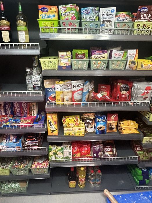 Szafki Regaly meble metalowe sklepowe magazynowe