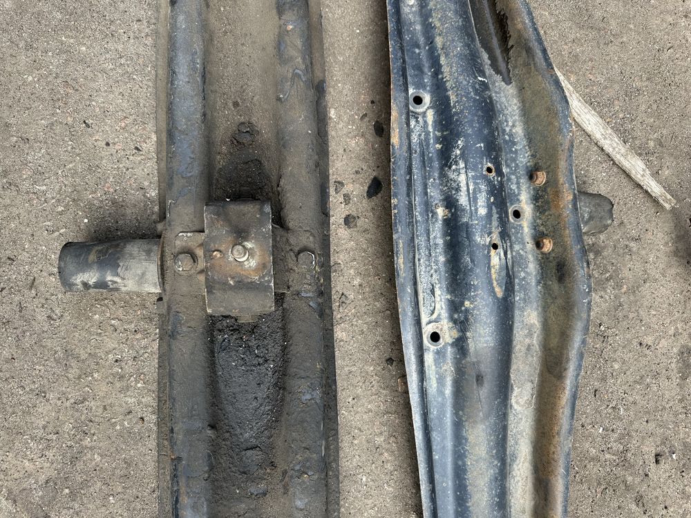 Траверса КПП Mercedes Sprinter, Volkswagen LT A9012420101