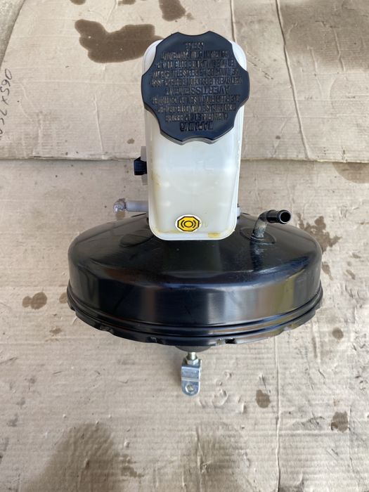 Вакум-Головний циліндр Хюндай Акцент 3. Hyundai Accent 3.