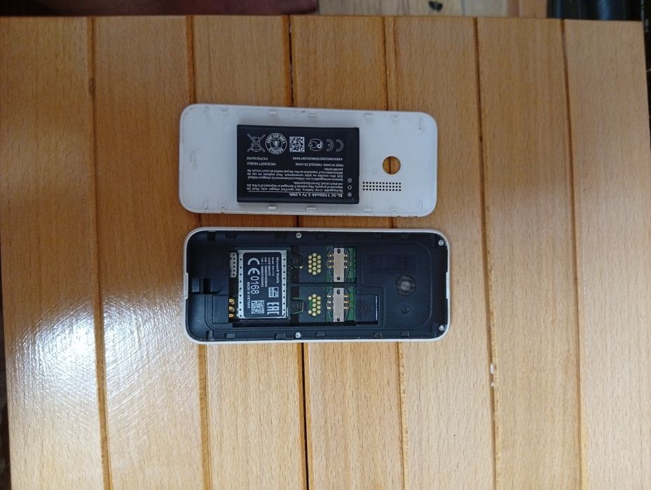 Орегінальна Нокіа 220