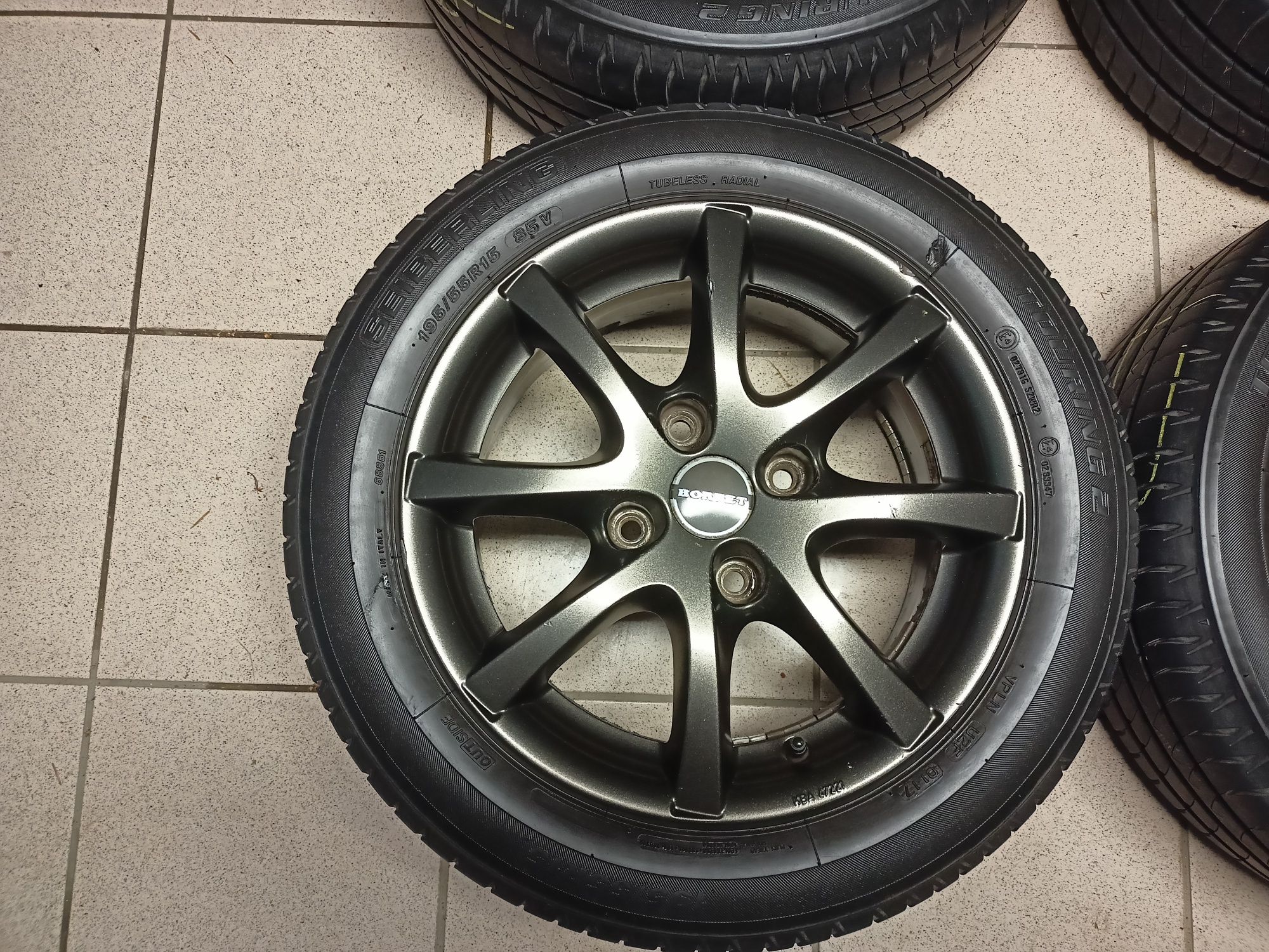 Alufelgi koła Borbet Mitsubishi 4x114,3 15'' lato