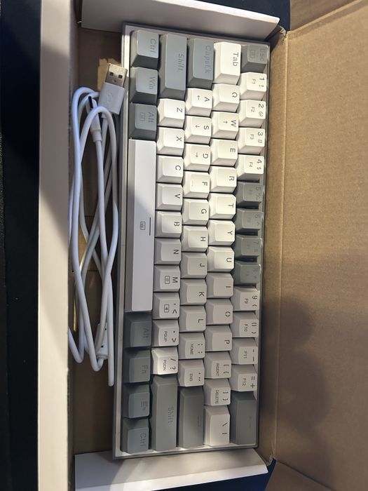 Klawiatura redragon fizz rgb k617