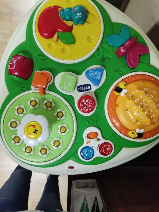Dois brinquedos Chicco