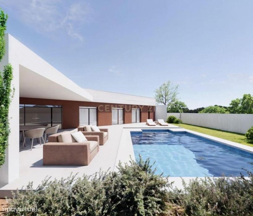 Moradia T4 Térrea de Luxo no Condomínio Privado “HANJOS VILLAGE” – Olh