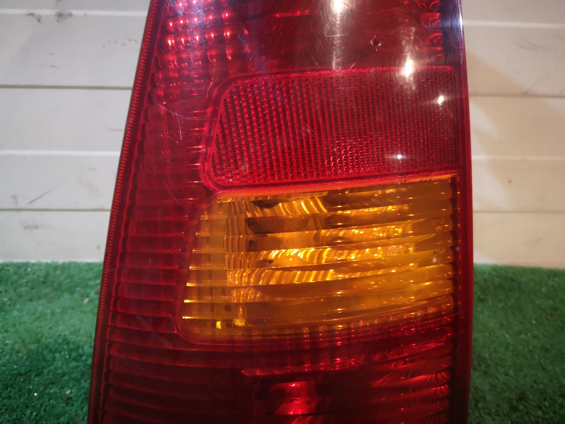 Ford Focus kombi lampa