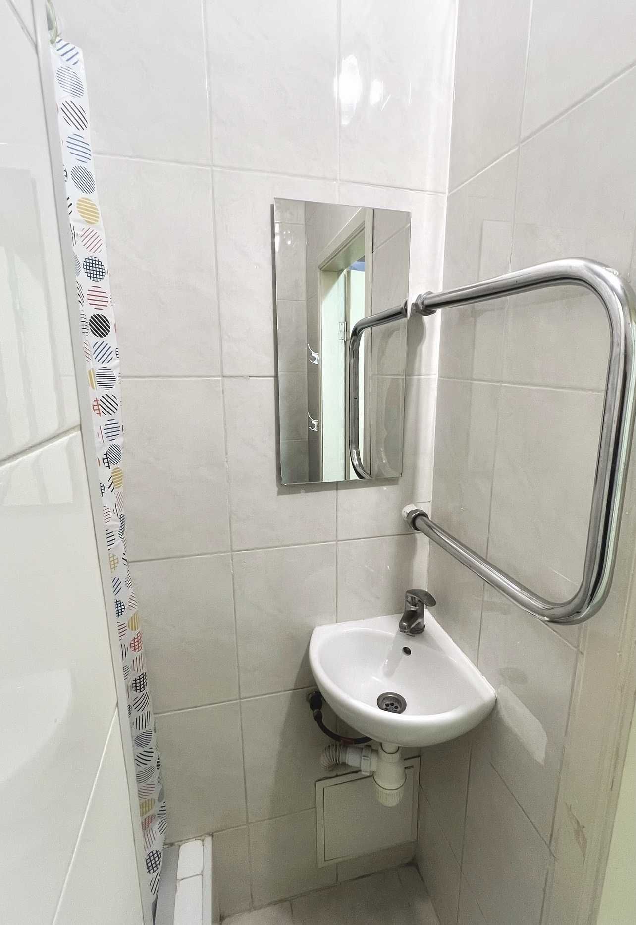 Новый хостел (койко-место) метро Печерская, Hostel/общежитие центр