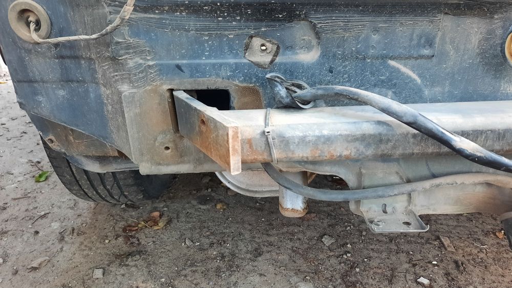 Фаркоп на Volkswagen Golf 4 (1996-2003) Хетчбек \ Універсал