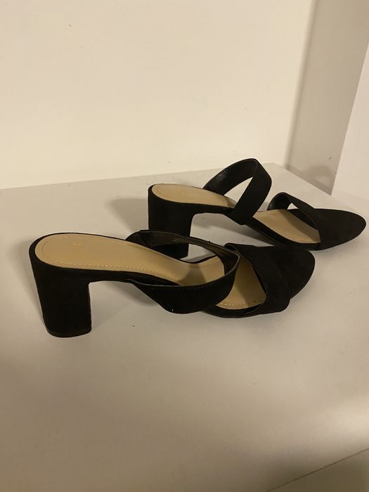 Sandalias H&M, pretas, numero 40