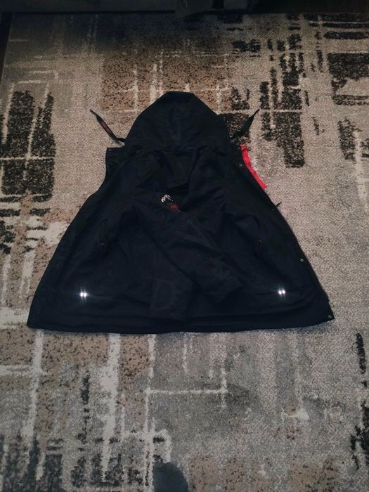 Продам мужскую ветровку