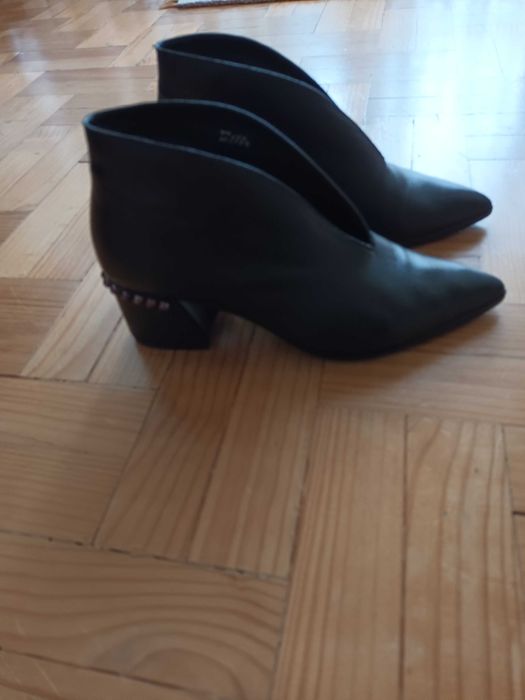 Sapatos senhora em pele