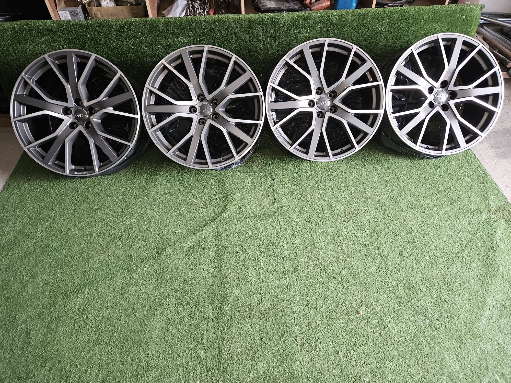 Sprzedam Alufelgi Orginalne Audi 5x112 20  Nowe  A4 A5 A6 A7 A8 Q5 Q7