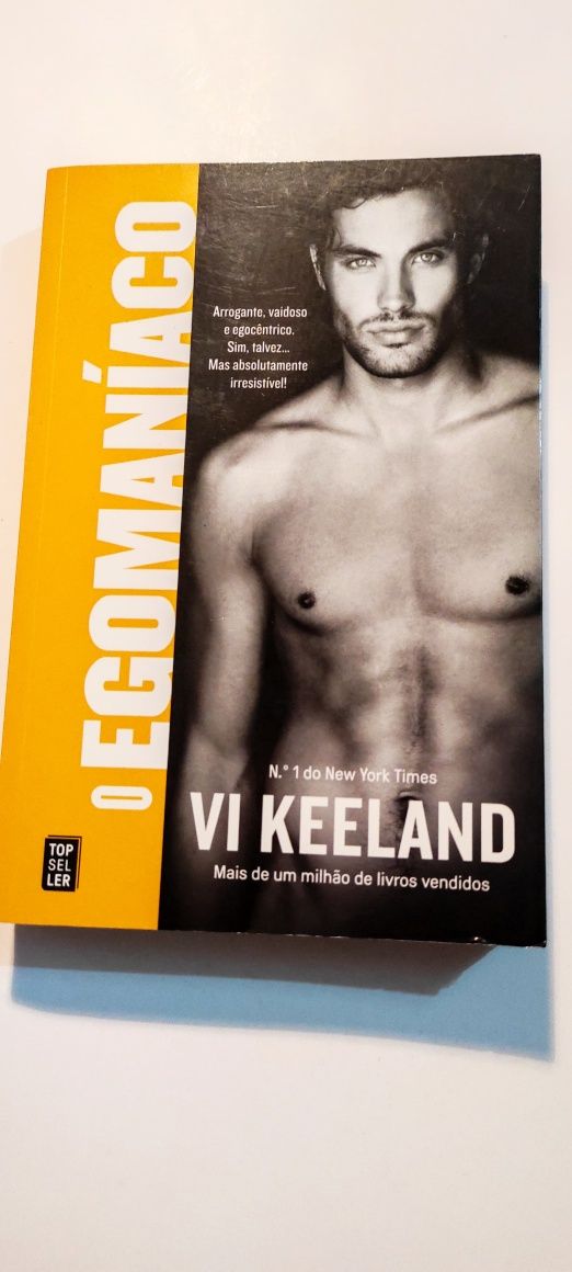 Livro O Egomaníaco - Vi Keeland