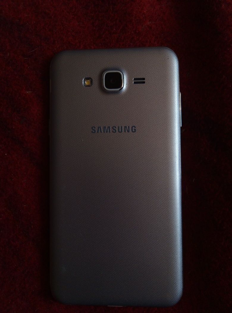 Samsung Galaxy J7 Neo, 16 gb в ідеалі