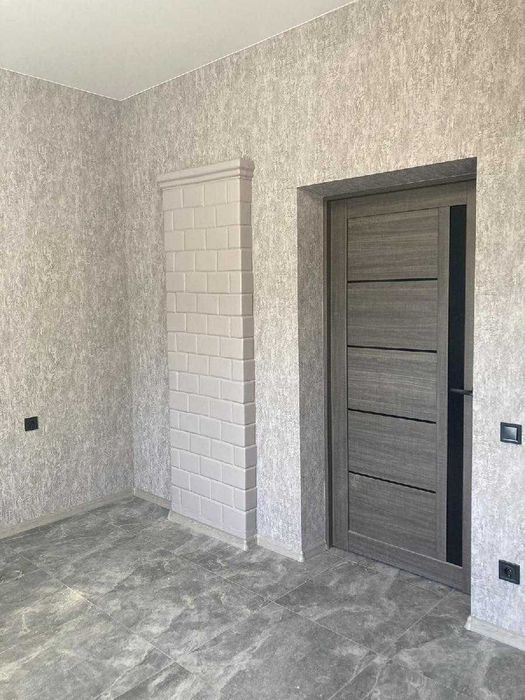 Частина будинку по вулиці Грушевського