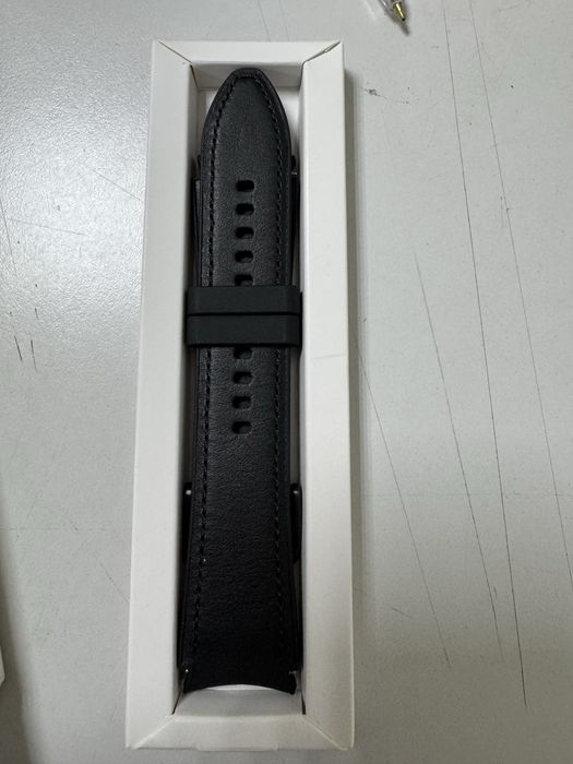 Ремінець до Samsung Galaxy Watch Hybrid Leather Band (M/L) Black