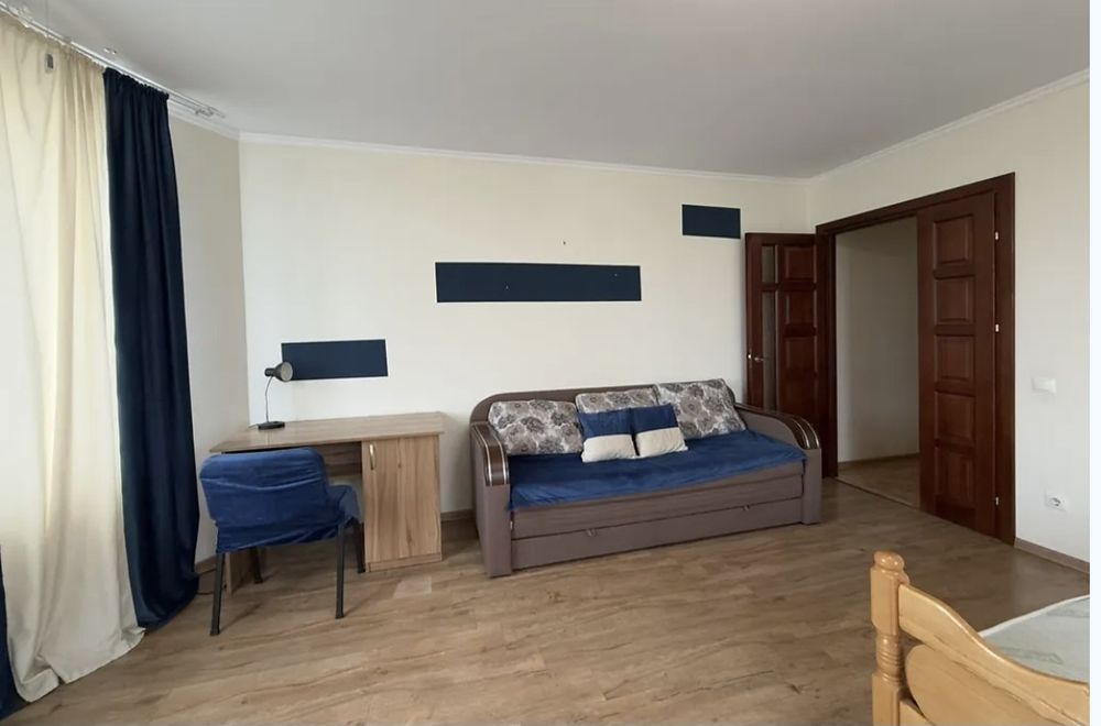 Комфортна 2/х кім у центрі у новобудові