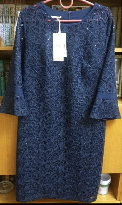 Шикарное платье, большой размер.