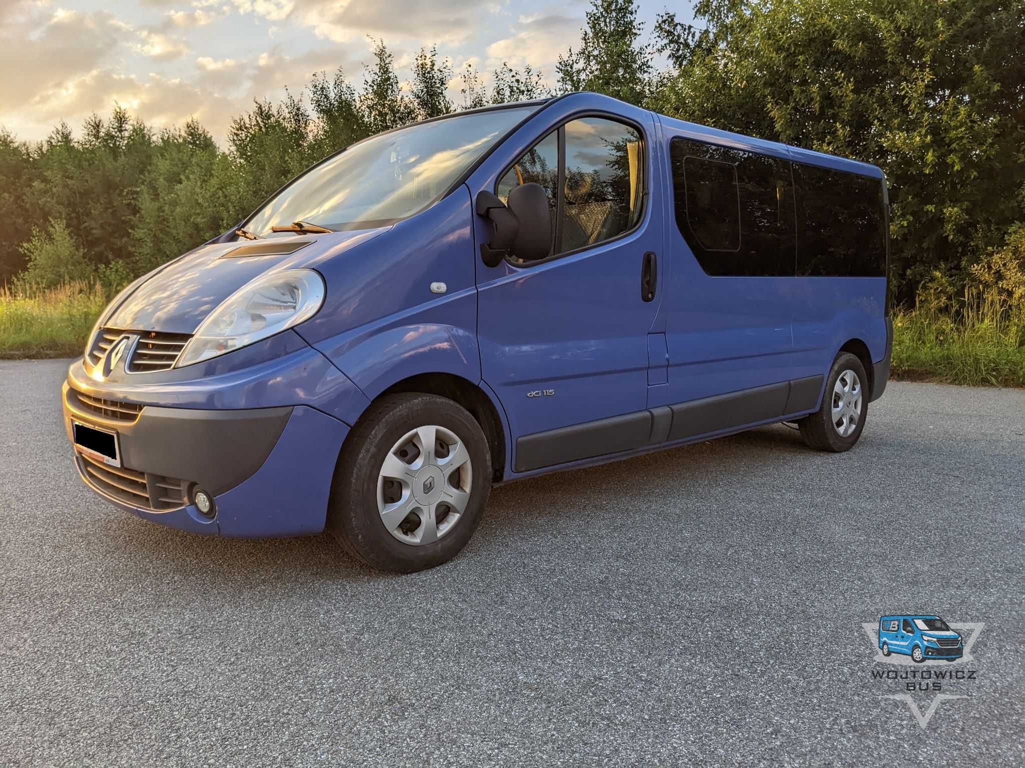 Wynajem busa 9-osobowy Renault Trafic Long, transport z/bez kierowcy