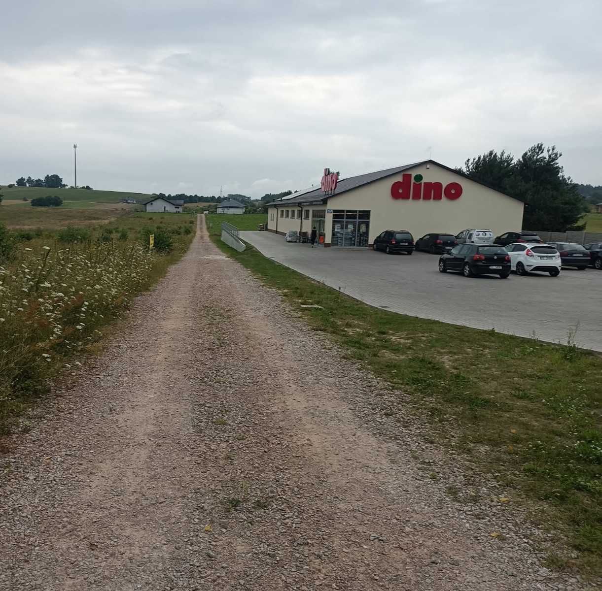 Działka 20 od Kielc, gmina Chęciny.