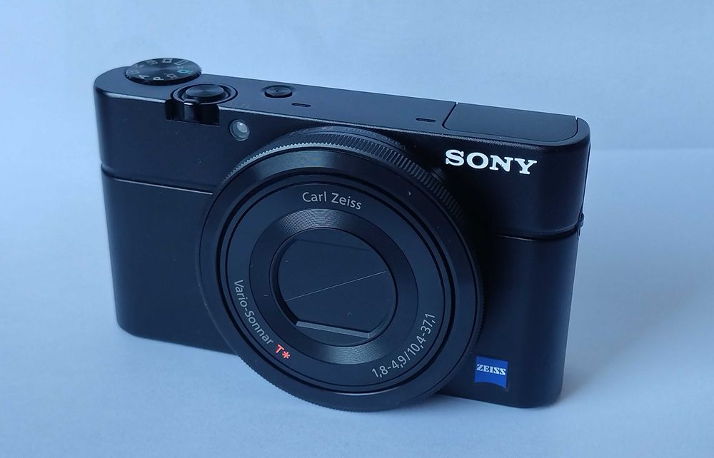 Aparat SONY Cyber-Shot DSC-RX100 M1 MK1 + 2xAku SONY NP-BX1 - stan BDB